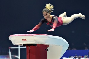 gahramanova samira aze ph simone ferraro sfa00725 copia